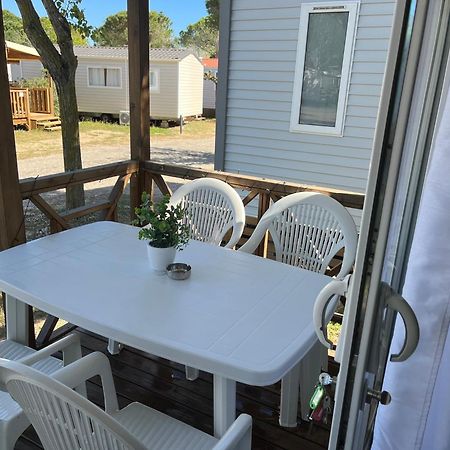Camping La Marine Le Grau-du-Roi Exteriör bild