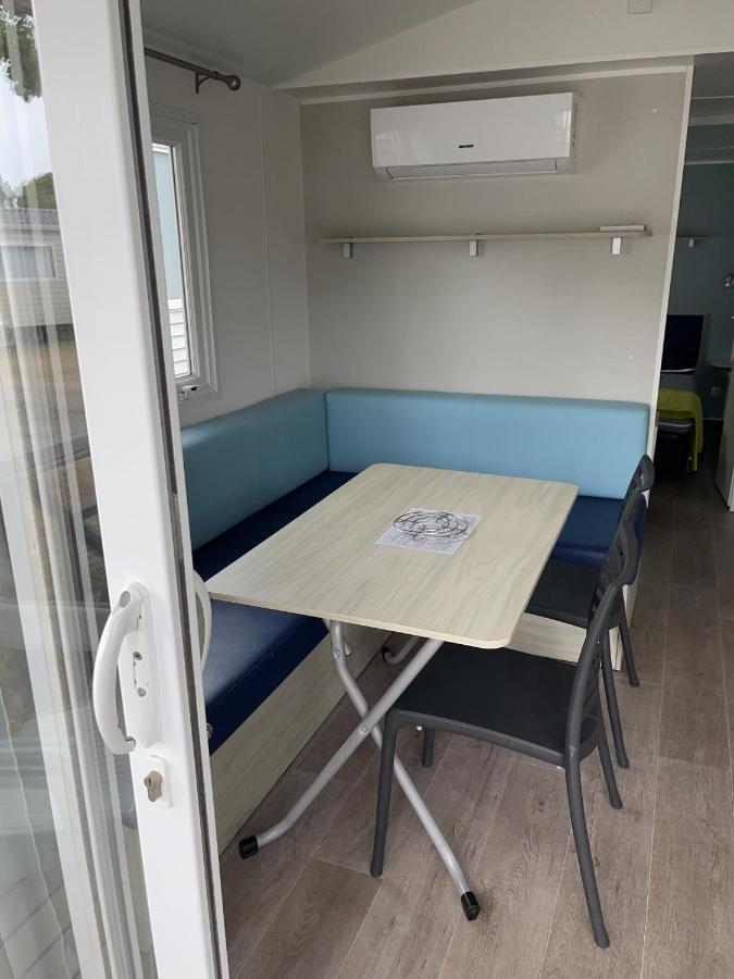 Camping La Marine Le Grau-du-Roi Exteriör bild